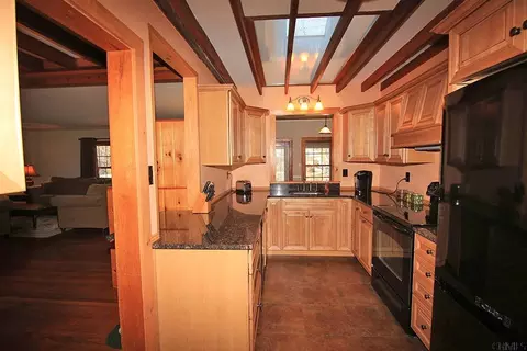 54 Darroch Rd, Delmar, NY 12054 photo 17