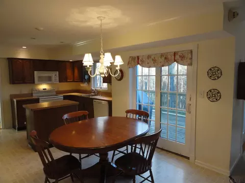 56 Daniel St, Slingerlands, NY 12159 photo 19