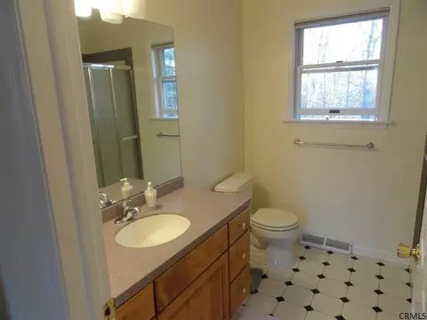 56 Daniel St, Slingerlands, NY 12159 photo 10
