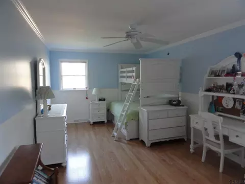 56 Daniel St, Slingerlands, NY 12159 photo 3
