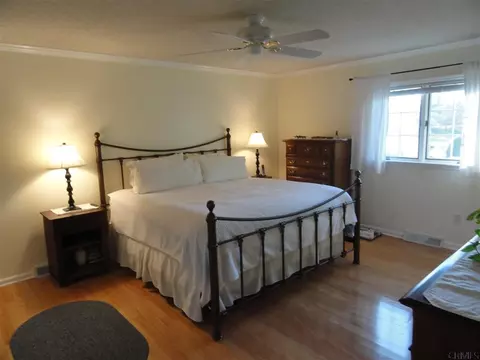 56 Daniel St, Slingerlands, NY 12159 photo 6