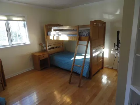 56 Daniel St, Slingerlands, NY 12159 photo 5