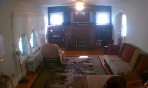 735 Hampton Ave, Schenectady, NY 12309 photo 8
