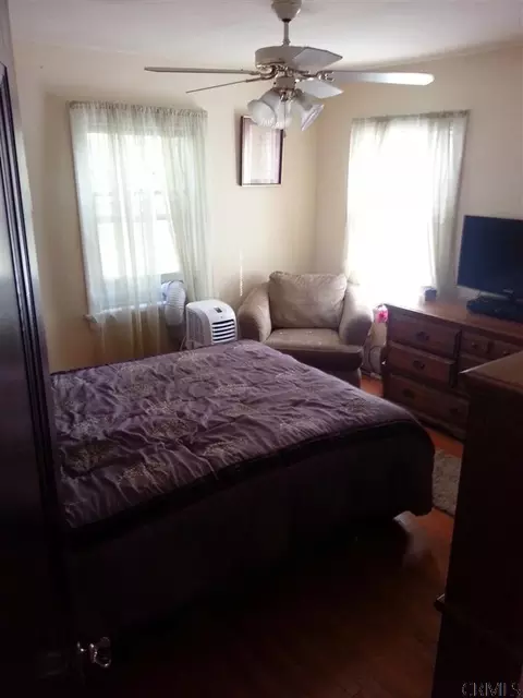 735 Hampton Ave, Schenectady, NY 12309 photo 2