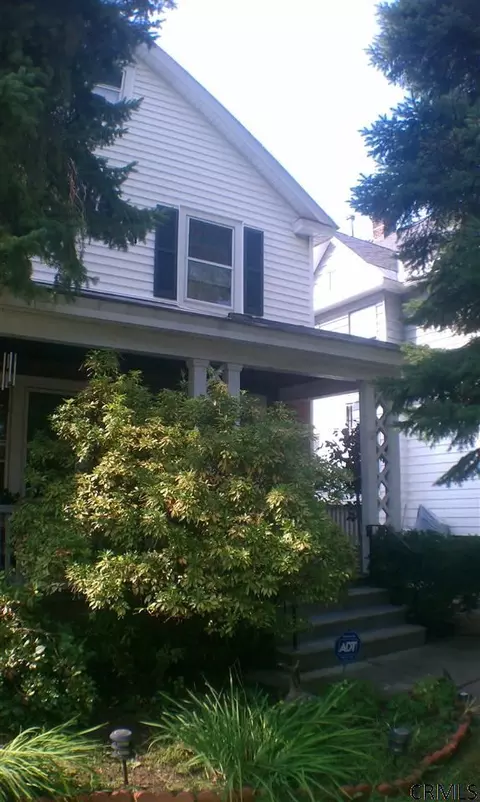 735 Hampton Ave, Schenectady, NY 12309 photo 7