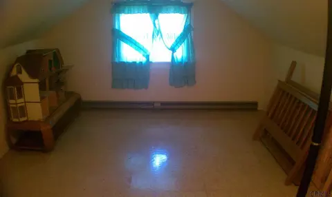 735 Hampton Ave, Schenectady, NY 12309 photo 25