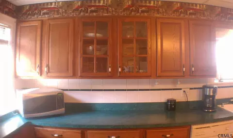 735 Hampton Ave, Schenectady, NY 12309 photo 14