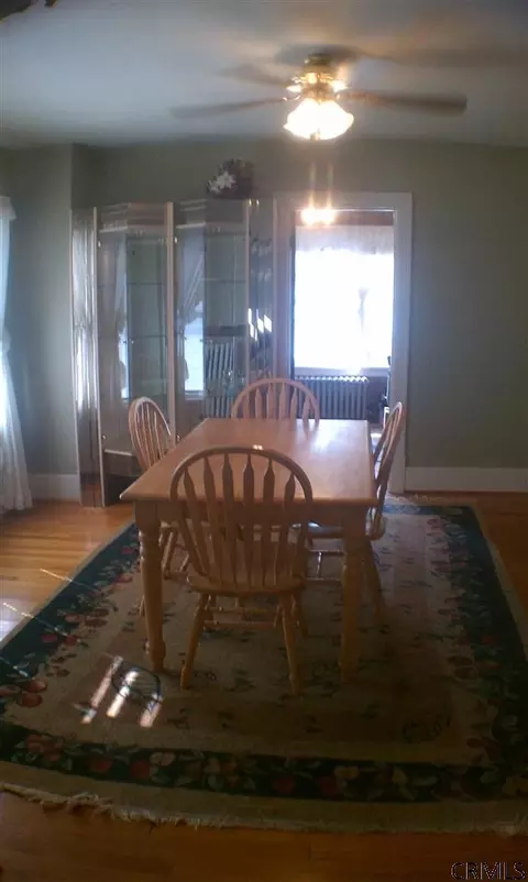 735 Hampton Ave, Schenectady, NY 12309 photo 11
