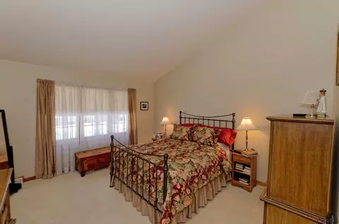 62 Mann Blvd, Clifton Park, NY 12065 photo 17