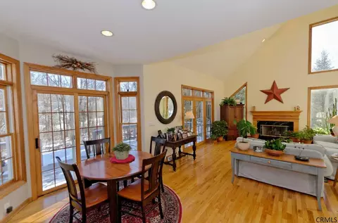 62 Mann Blvd, Clifton Park, NY 12065 photo 11