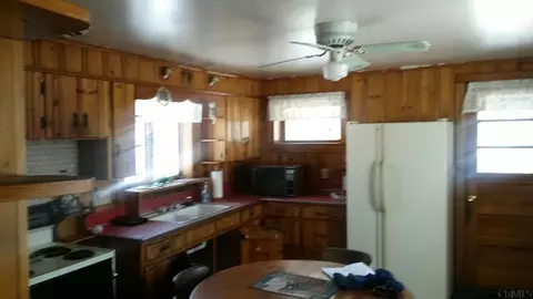 129 Mohawk St, Sprakers, NY 12166 photo 2