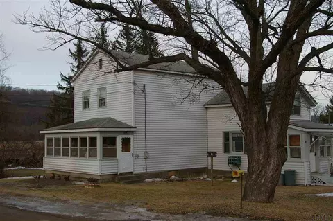 129 Mohawk St, Sprakers, NY 12166 photo 1