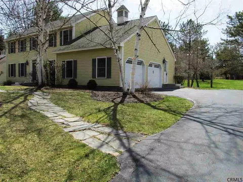 44 Middlesex Dr, Slingerlands, NY 12159 photo 22