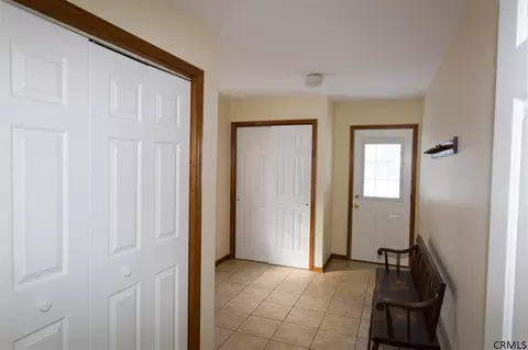 44 Middlesex Dr, Slingerlands, NY 12159 photo 10