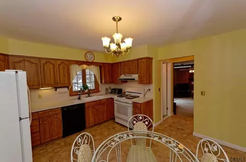 83 Kenaware Ave, Delmar, NY 12054 photo 5