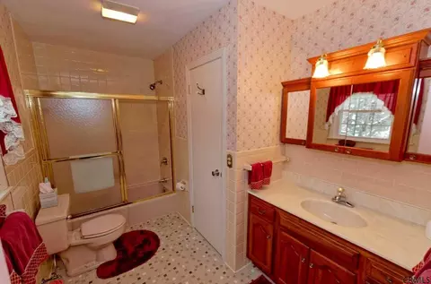 83 Kenaware Ave, Delmar, NY 12054 photo 20