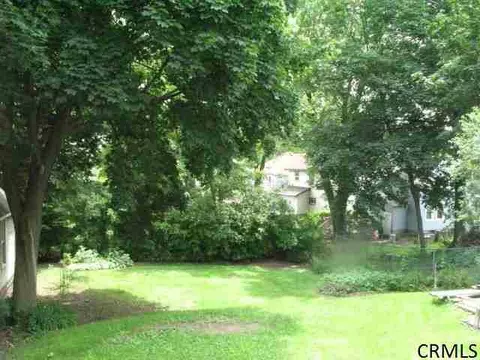 206 Rosa Rd, Schenectady, NY 12308 photo 3
