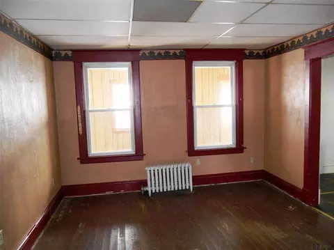 1337 7th Ave, Schenectady, NY 12303 photo 4