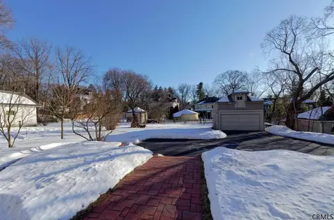 1124 Avon Rd, Schenectady, NY 12308 photo 25