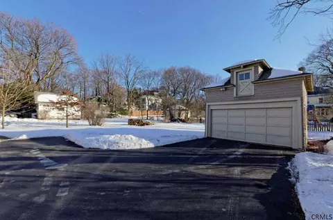 1124 Avon Rd, Schenectady, NY 12308 photo 24