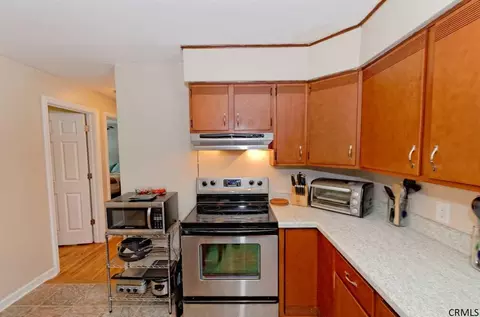 31 Tower Ave, Schenectady, NY 12304 photo 9