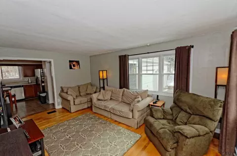 31 Tower Ave, Schenectady, NY 12304 photo 10