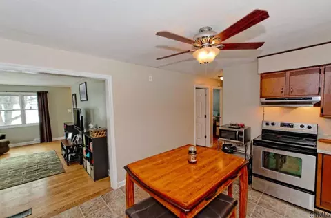 31 Tower Ave, Schenectady, NY 12304 photo 7