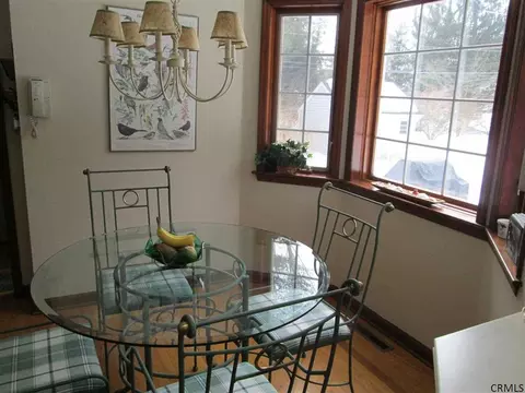 32 Tierney Dr, Delmar, NY 12054 photo 9