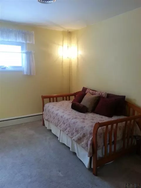 4 Flint Dr, Delmar, NY 12054 photo 14