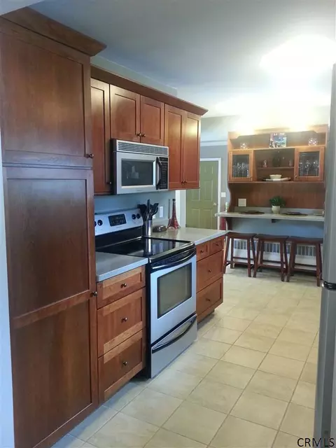 4 Flint Dr, Delmar, NY 12054 photo 6