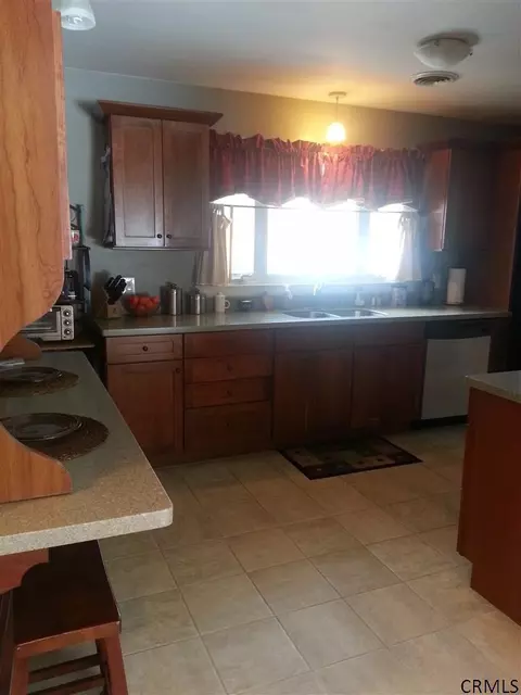 4 Flint Dr, Delmar, NY 12054 photo 5