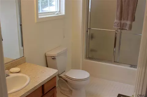 3 Mann Blvd, Clifton Park, NY 12065 photo 5
