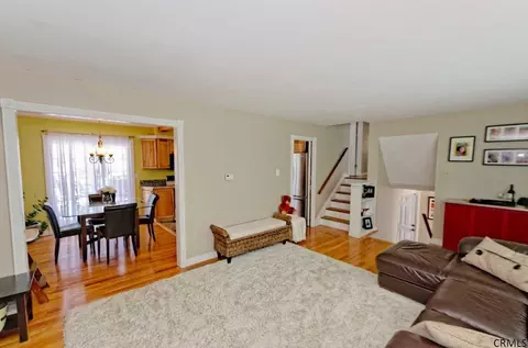 9 Greenock Rd, Delmar, NY 12054 photo 10