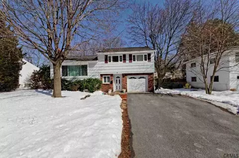 9 Greenock Rd, Delmar, NY 12054 photo 1