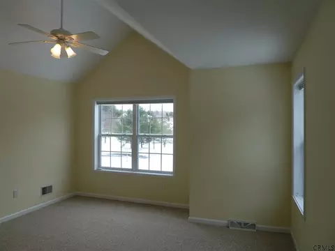 21 Devon Ct, Voorheesville, NY 12186 photo 14