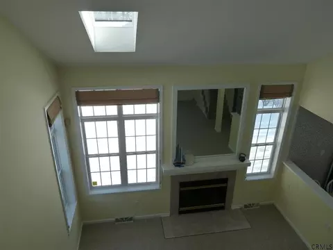 21 Devon Ct, Voorheesville, NY 12186 photo 9
