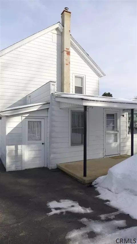 206 Walnut St, Corinth, NY 12822 photo 2