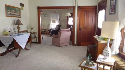 206 Walnut St, Corinth, NY 12822 photo 6