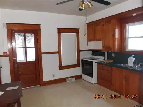 413 Arthur St, Schenectady, NY 12306 photo 13