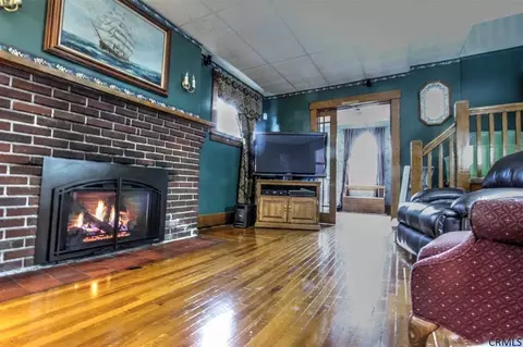 1609 Bradley St, Schenectady, NY 12304 photo 3