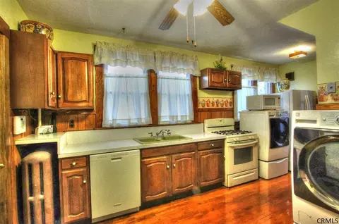 1609 Bradley St, Schenectady, NY 12304 photo 6