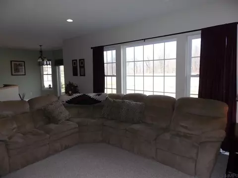 80 Sheldon Dr, Mechanicville, NY 12118 photo 7