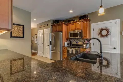 428 Mcqueen Rd, Perth, NY 12010 photo 4