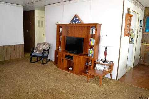 155 Klapmeyer Rd, Amsterdam, NY 12010 photo 8