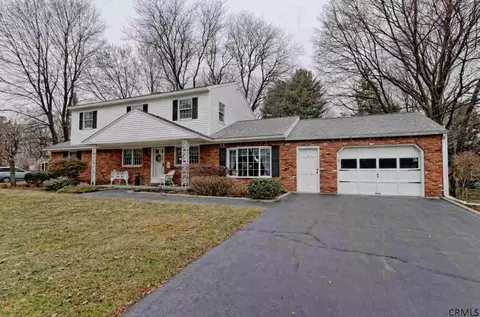 3 E Bayberry Rd, Glenmont, NY 12077 photo 1