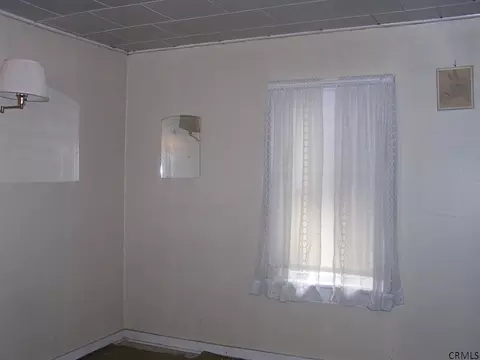 508 Chadwick Rd, Schenectady, NY 12304 photo 10