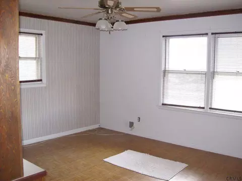 107 Maple Ave, Selkirk, NY 12158 photo 21