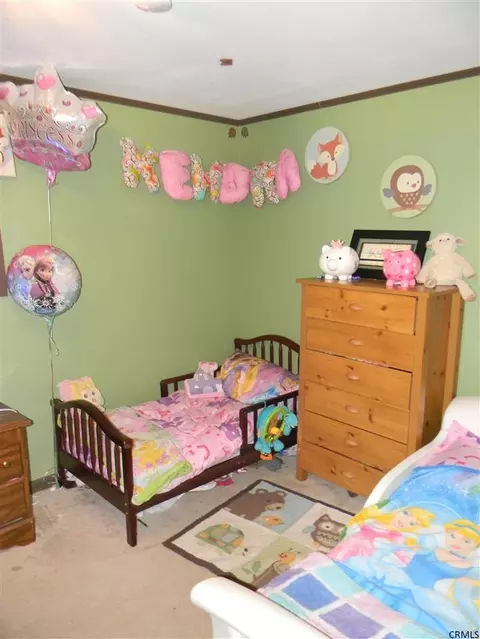 328 Smith Rd, Amsterdam, NY 12010 photo 4