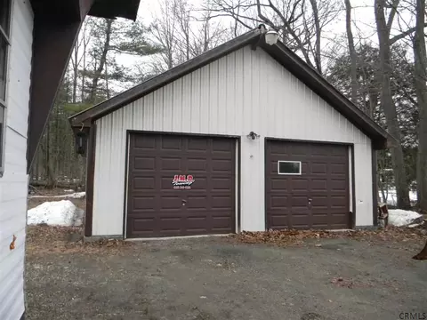 328 Smith Rd, Amsterdam, NY 12010 photo 11