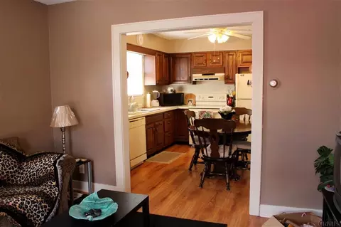 380 Olean St, Schenectady, NY 12306 photo 3
